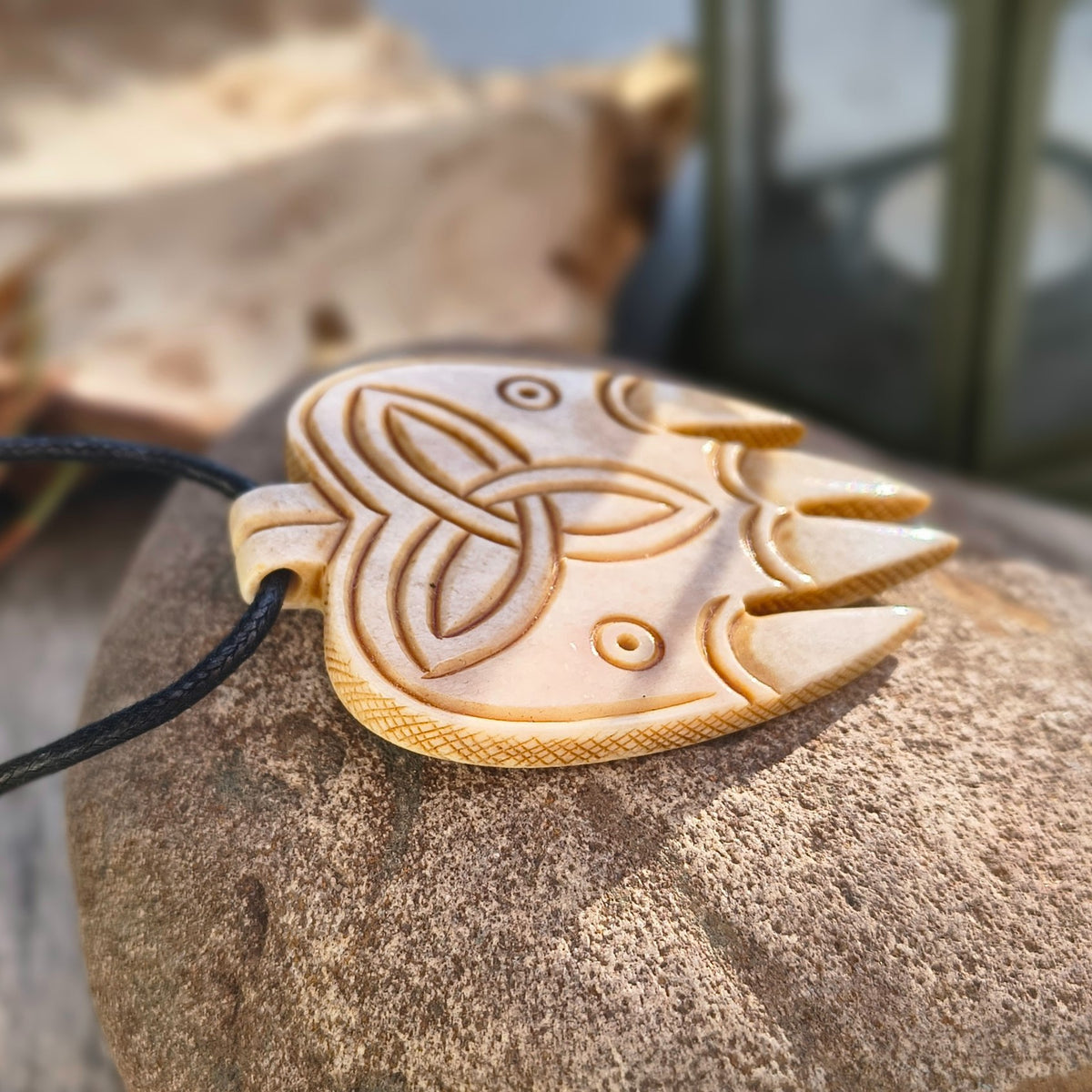 Bear Paw Pendant with Celtic Knot & Algiz Rune – Hand-Carved Deer Antler Necklace