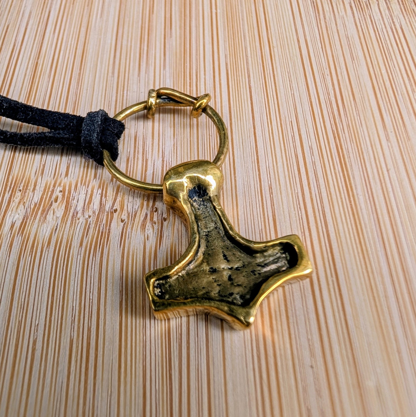 Mjolnir Pendant with Red Enamel and Ring Connector – Battlefield Brass