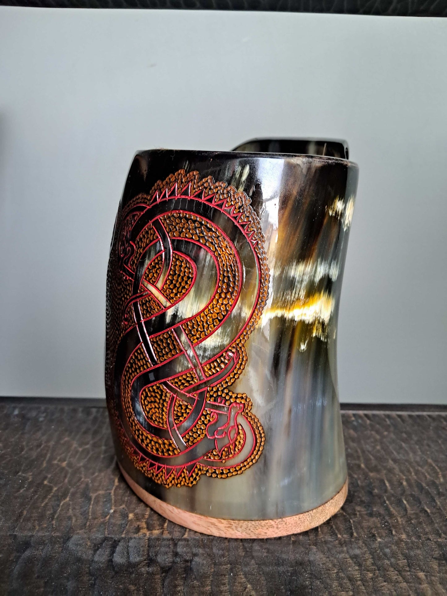 Viking Drinking Horn Tankard with Twin Dragon Design, 24 oz – SKOL Collection