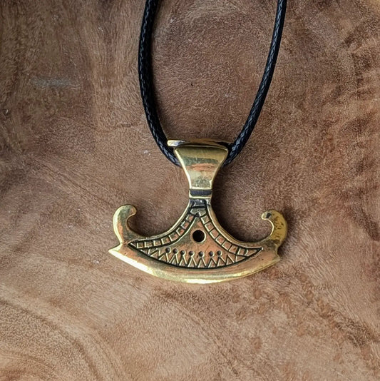 Slavic Axe Pendant – Hand-Cast Historical Amulet in Brass