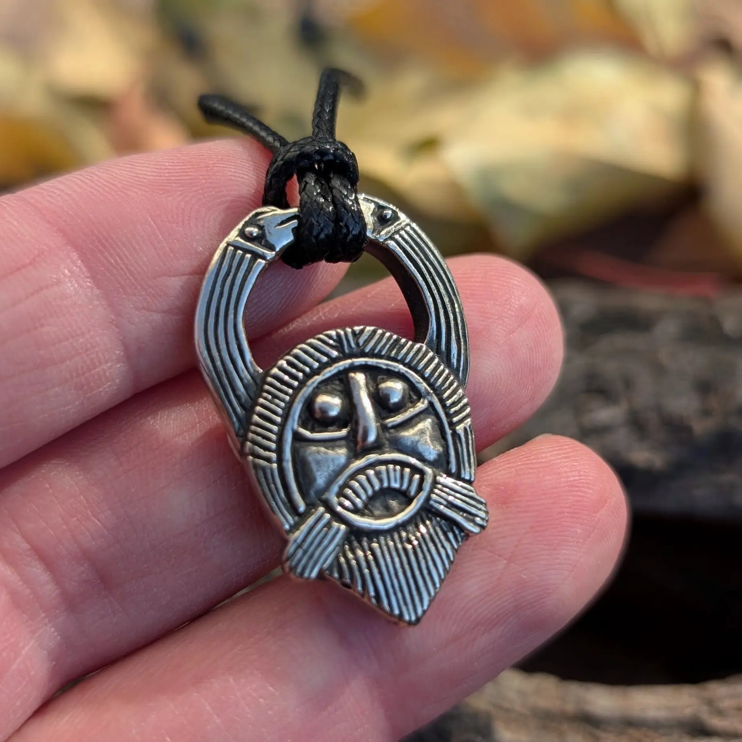 Odin’s Ritual Mask Pendant – Viking Age Brass or Pewter Replica | 30 mm