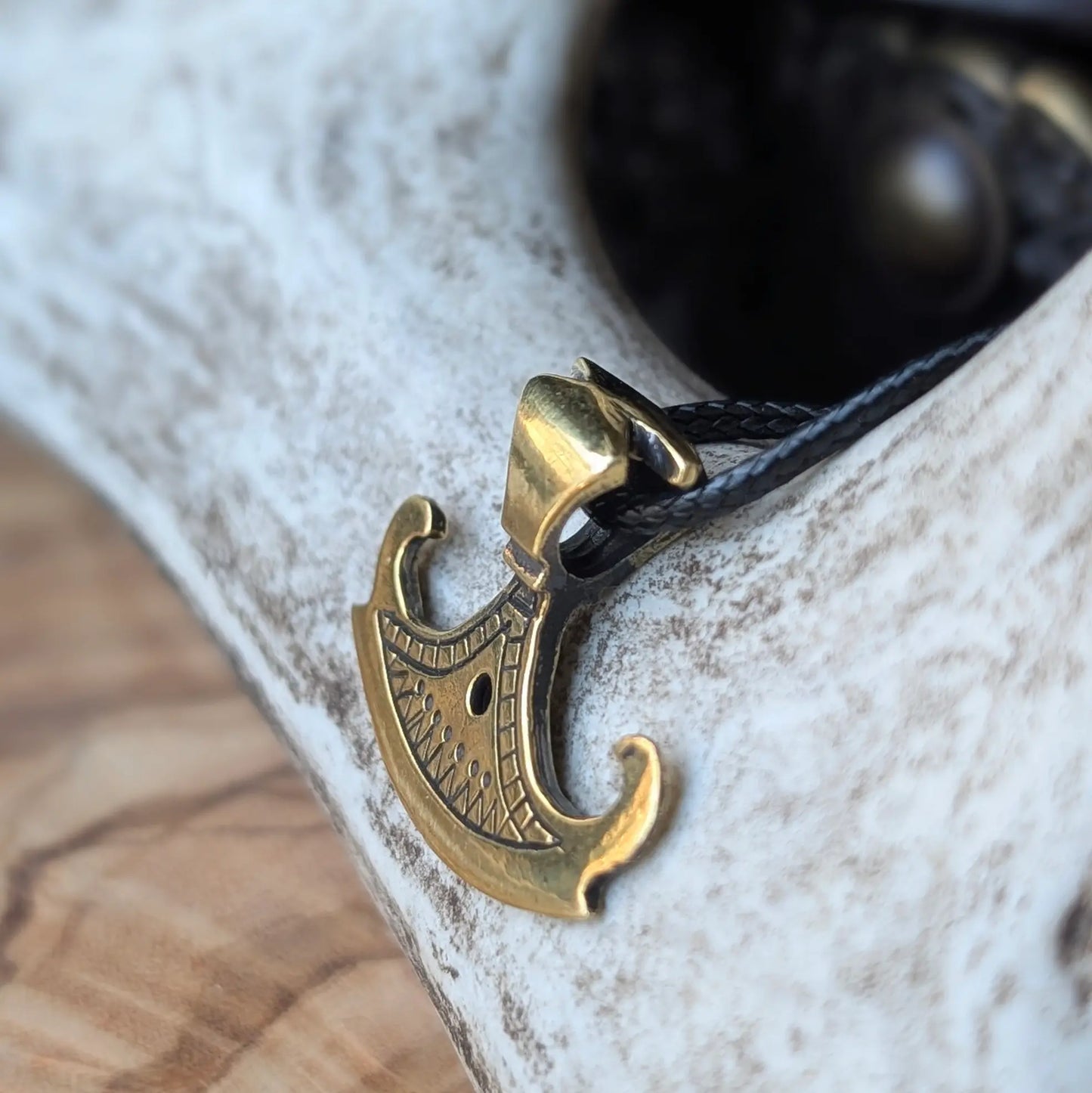 Slavic Axe Pendant – Hand-Cast Historical Amulet in Brass