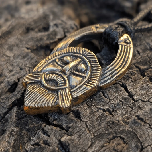 Odin’s Ritual Mask Pendant – Viking Age Brass or Pewter Replica | 30 mm