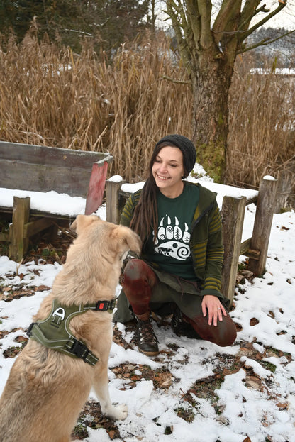 Bear Paw Unisex T-Shirt – King of the Forest