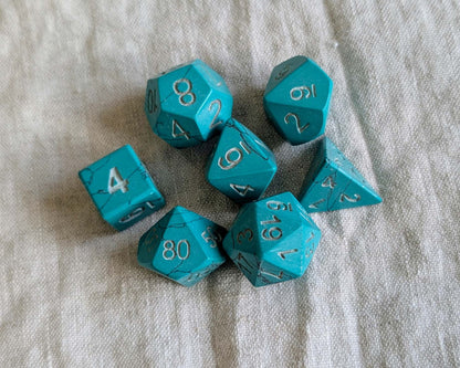 Hand-Carved Turquoise DnD Dice Set with Leather Bag – Natural Stone RPG Dice