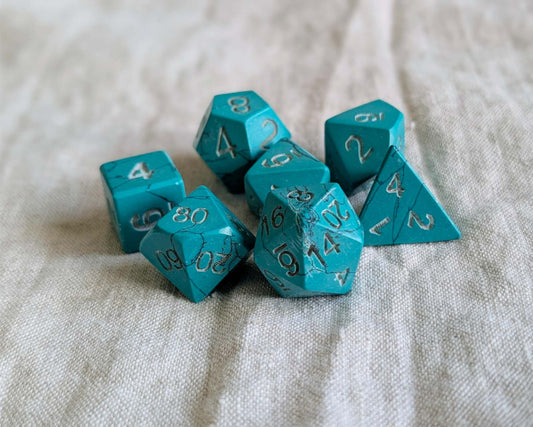Hand-Carved Turquoise DnD Dice Set with Leather Bag – Natural Stone RPG Dice