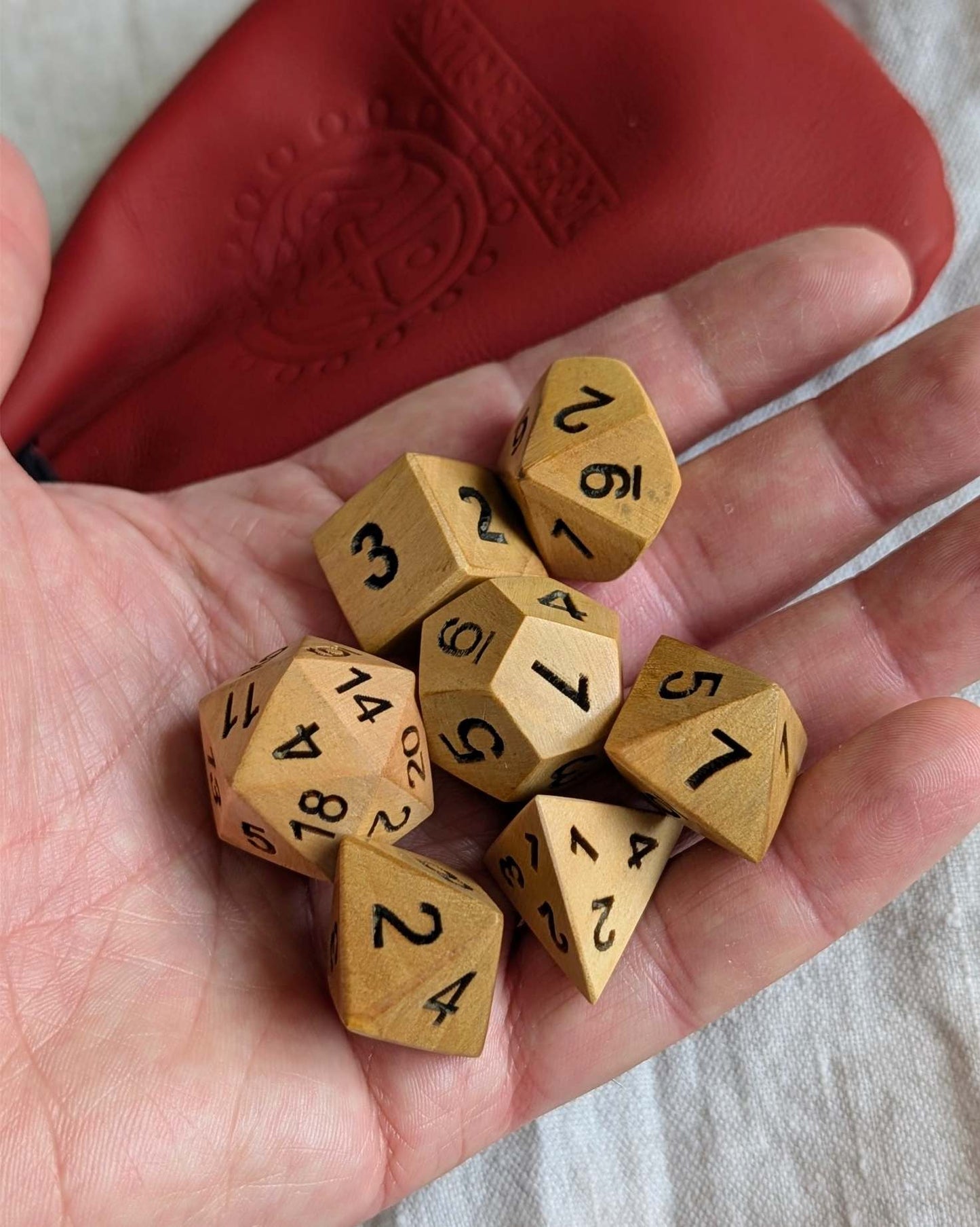 Hand-Carved Solid Wood DnD Dice Set with Leather Bag – Natural Wooden RPG Dice