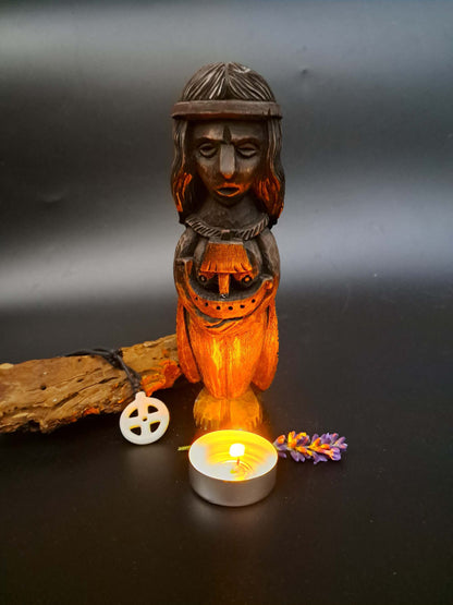 Hand-Carved Rán Statue in Linden Wood – Norse Sea Goddess Figurine (18 cm)