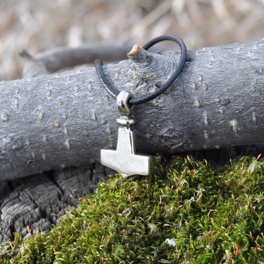 Minimalist Mjolnir Pendant – Handmade Viking Thor’s Hammer Necklace