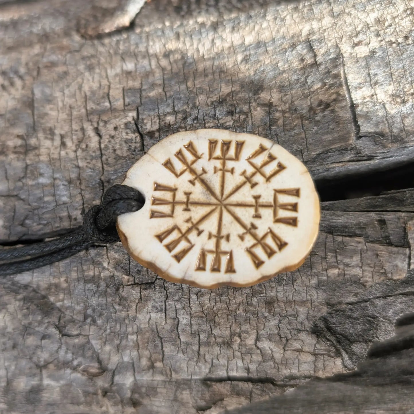 Vegvisir Compass Pendant – Hand-Carved Moose Antler Pagan Necklace