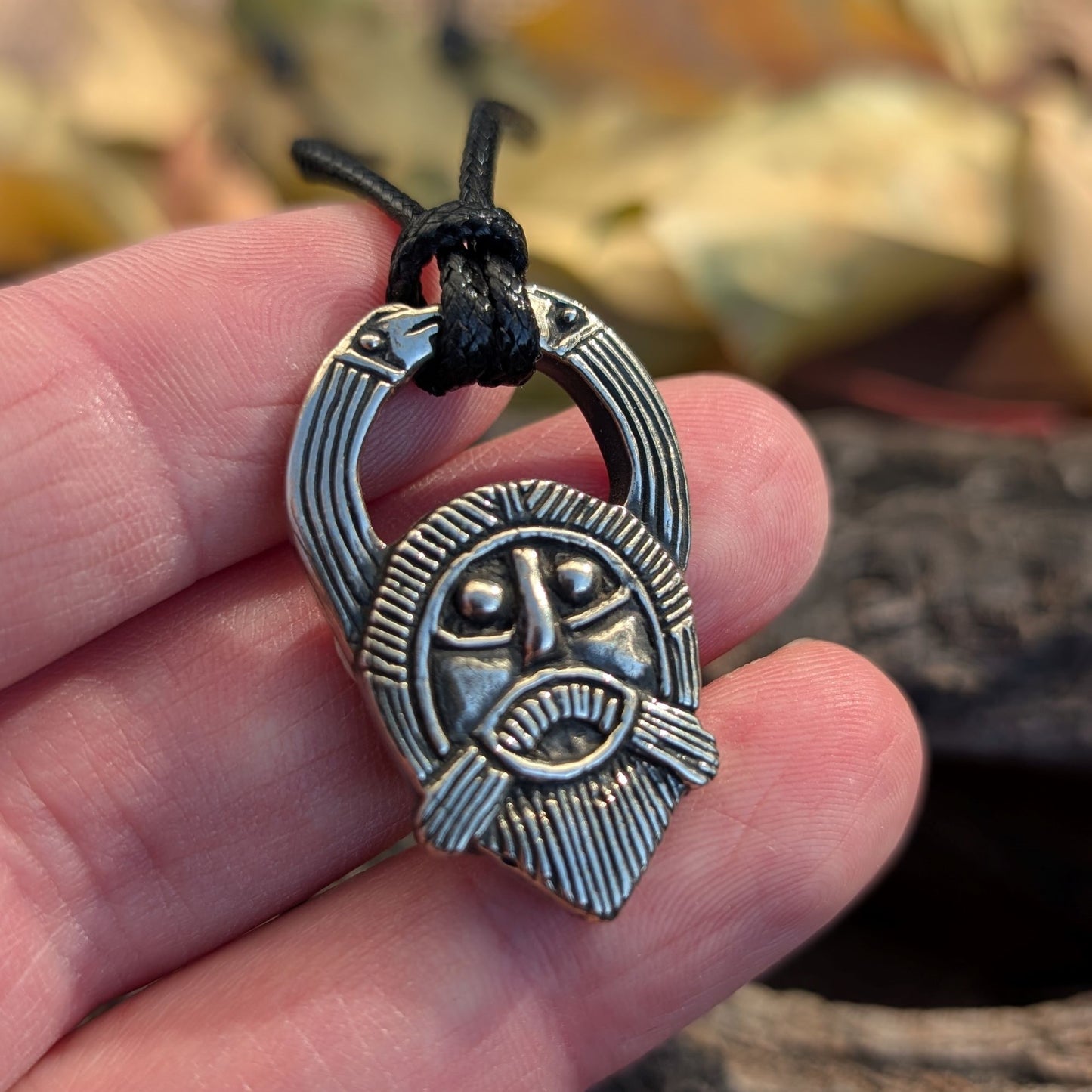 Odin’s Ritual Mask Pendant – Viking Age Brass or Pewter Replica | 30 mm