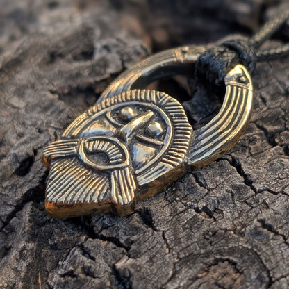 Odin’s Ritual Mask Pendant – Viking Age Brass or Pewter Replica | 30 mm