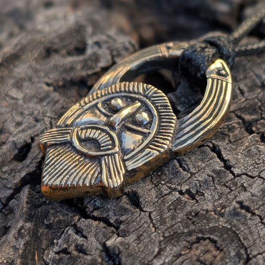 Odin’s Ritual Mask Pendant – Viking Age Brass or Pewter Replica | 30 mm