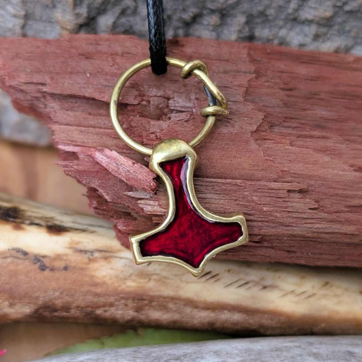 Mjolnir Pendant with Red Enamel and Ring Connector – Battlefield Brass