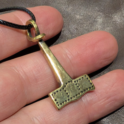 Viking Age Mjölnir Pendant with Knotted Ring – Historical Thor’s Hammer Amulet