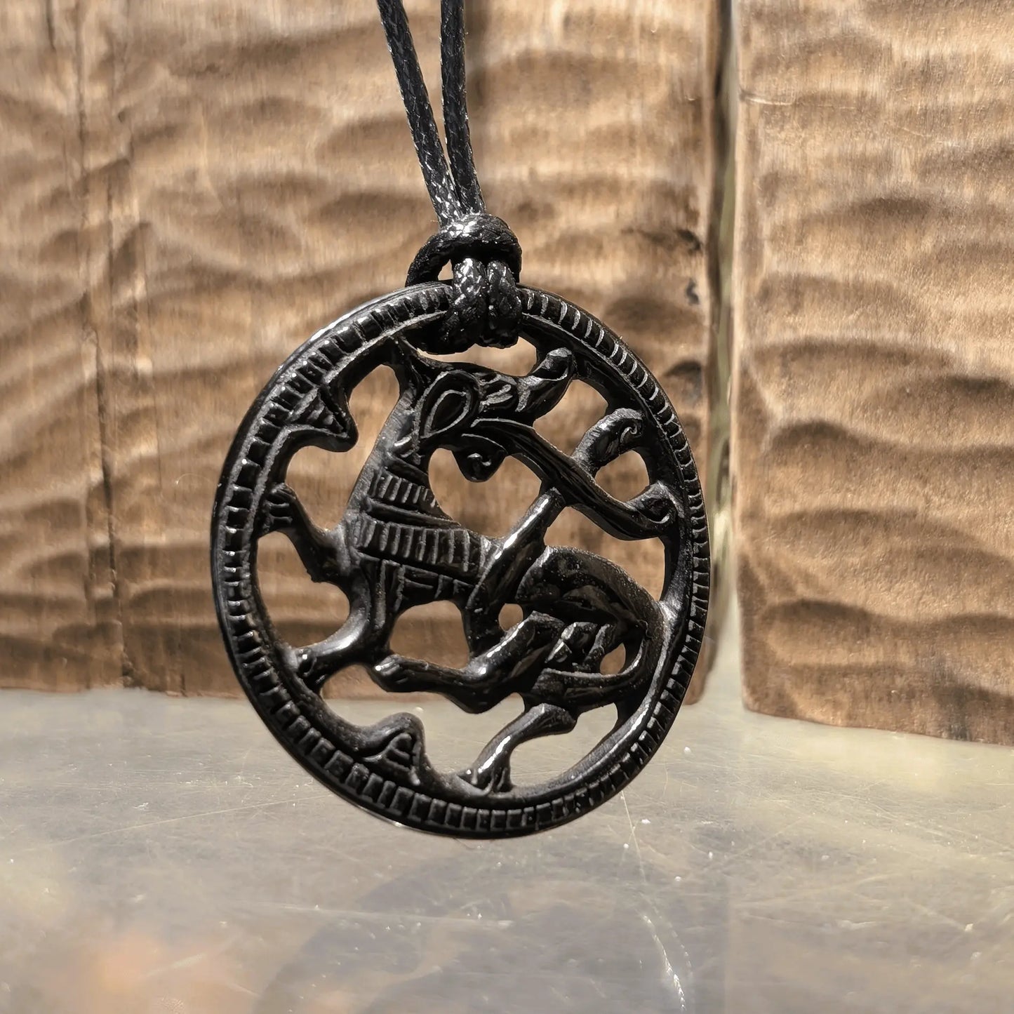 Wolf Amulet – Borre Style Viking Age Replica in Bone or Horn