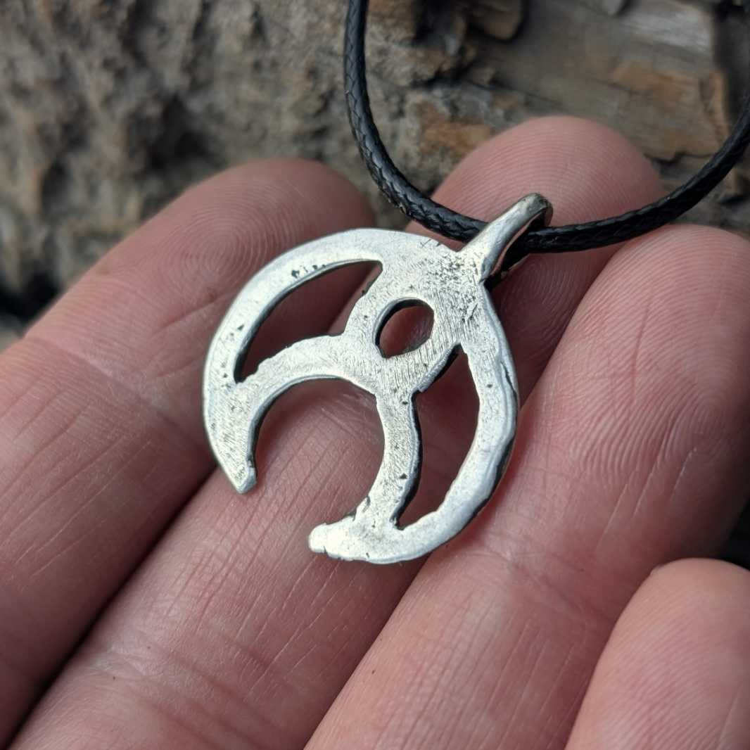 Celtic Moon Pendant – Hand-Forged Sterling Silver | Algiz-Rune Art