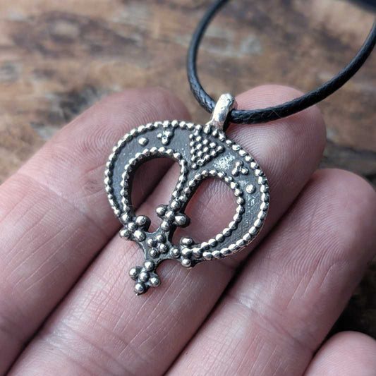 Viking Lunar Pendant with Cross – Hand-Forged Silver Lunnitsa | Algiz-Rune Art