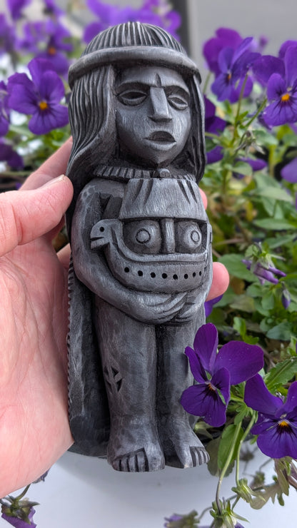 Hand-Carved Rán Statue in Linden Wood – Norse Sea Goddess Figurine (18 cm)