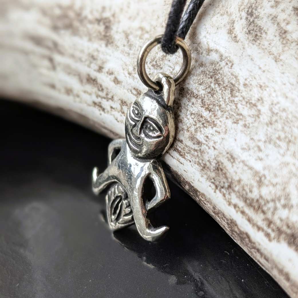 Sheela na Gig Pendant – Cast Metal (Pewter, Brass or Silver) | Algiz-Rune Art