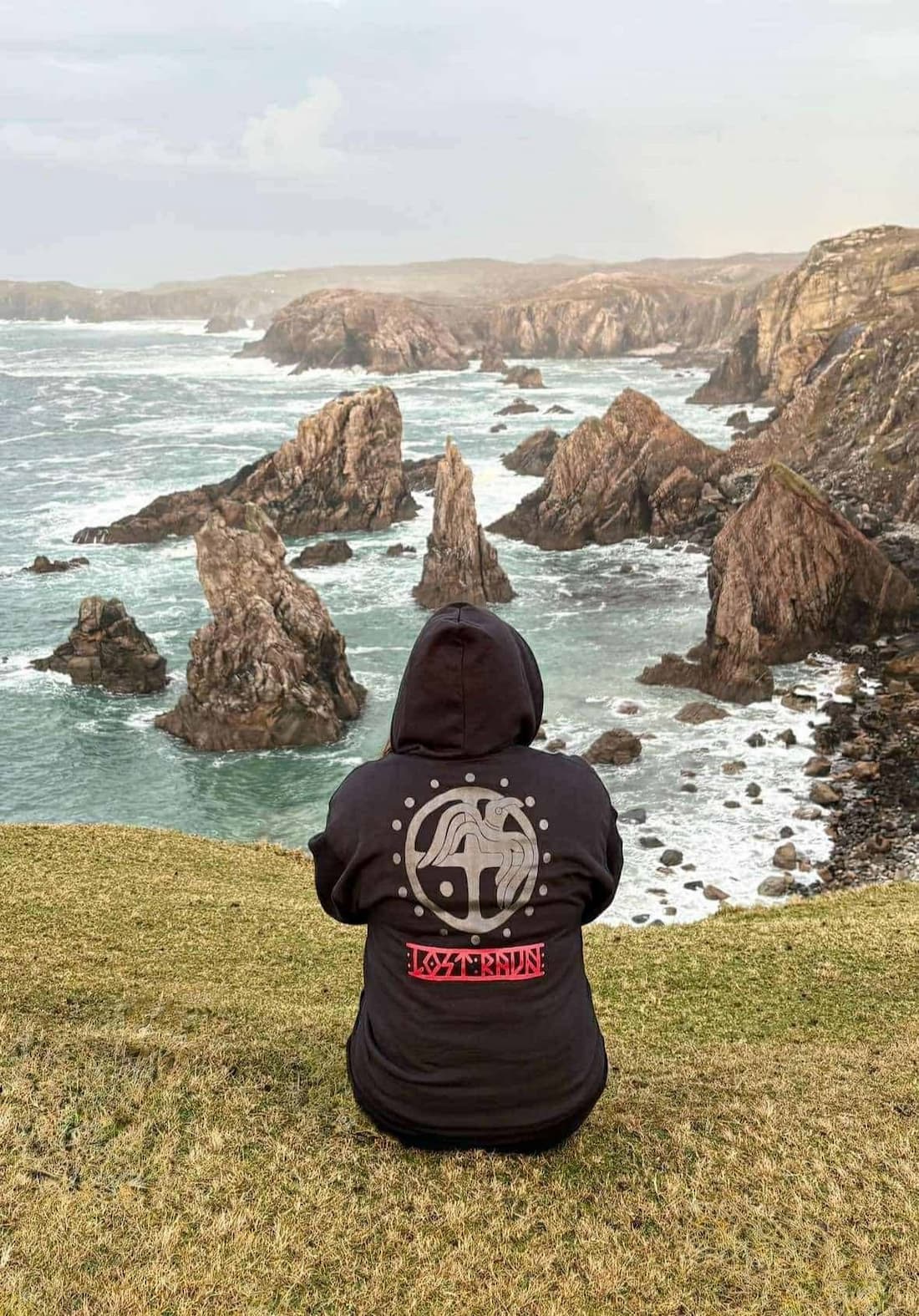 Raven Back Print Zip Hoodie – Norse Mythology Symbol of Wisdom and Protection