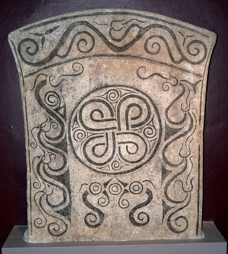 Celtic Knot Looped Square Pendant (Hannunvaakuna), Hand-Carved Bone or Horn Amulet