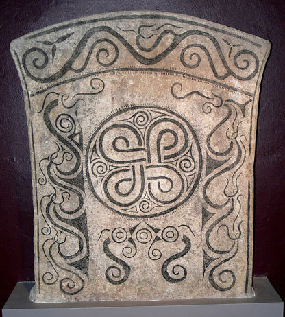 Celtic Knot Looped Square Pendant (Hannunvaakuna), Hand-Carved Bone or Horn Amulet