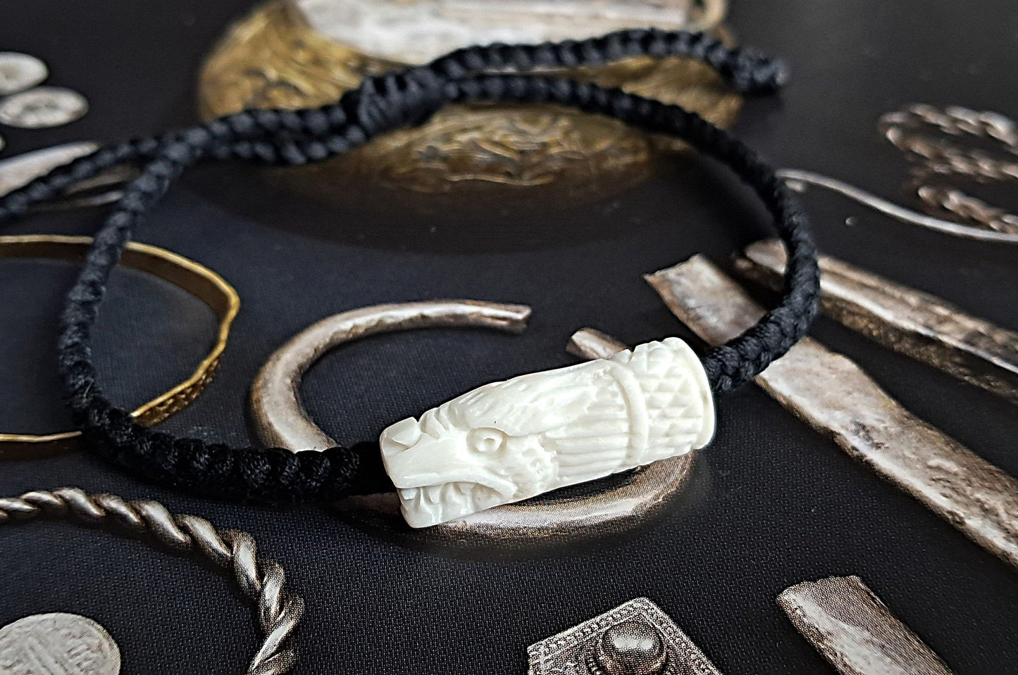 Handmade Odin Wolf Bracelet – Timeless Norse Elegance
