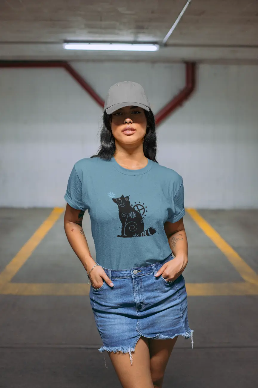 Raccoon Unisex T-Shirt – Symbol of Curiosity & Adaptability